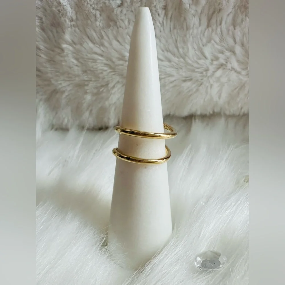 Spiral Ring with Butterfly  💛 Real 18 Karat Solid Gold Jewelry 💛 - Picture 6 of 10